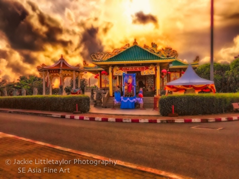 sunset Kiew Tien Keng Chinese Shrine Thailand